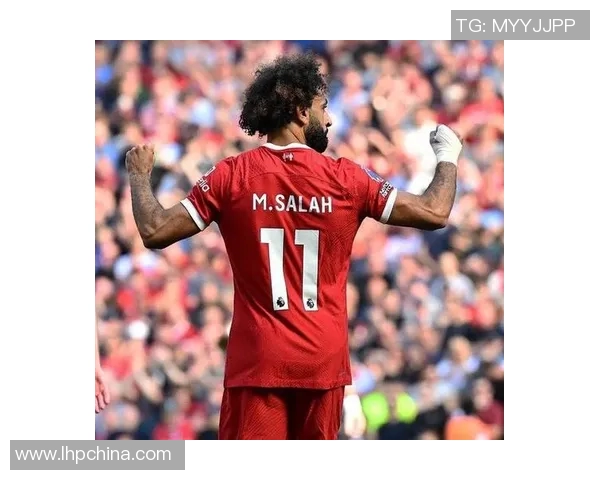 足球明星头像与利物浦传奇球员的真实面貌探秘